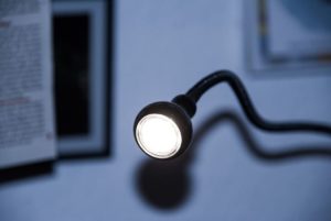 lampe à chargeur sans fil